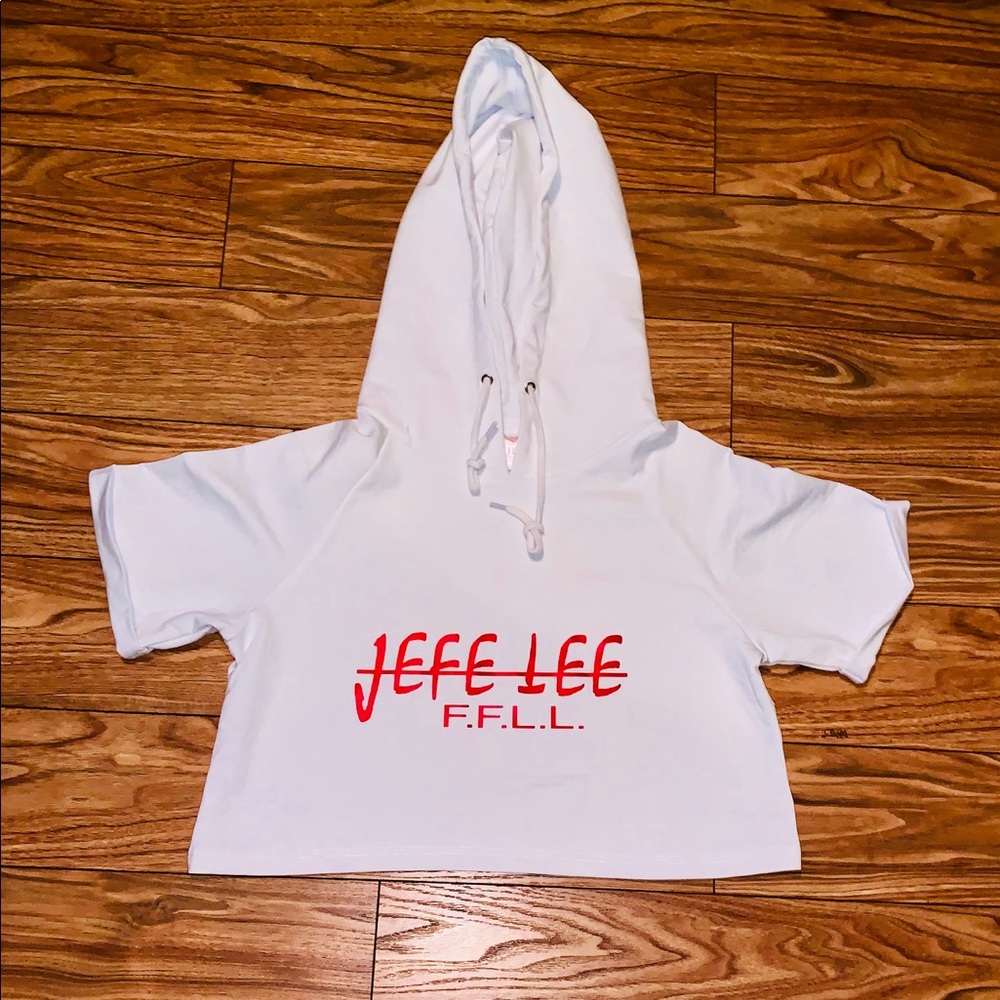 Jefe Tee women’s crop top